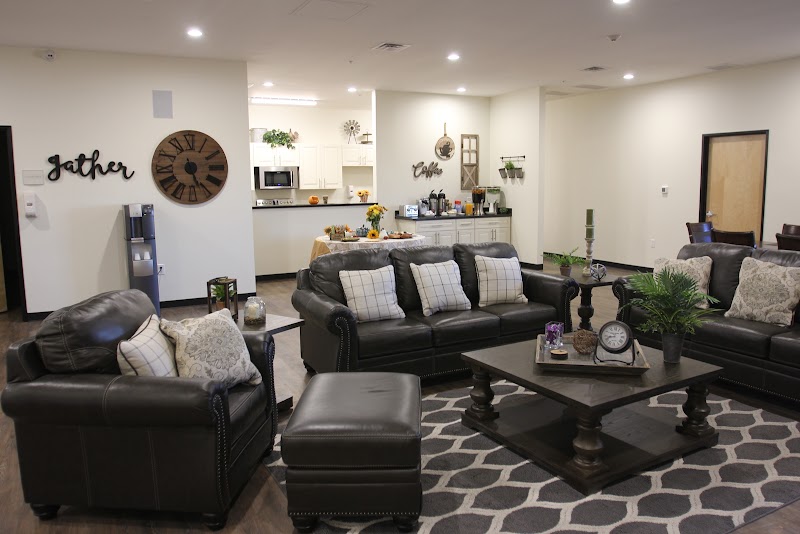 Serenity House - Photo 1