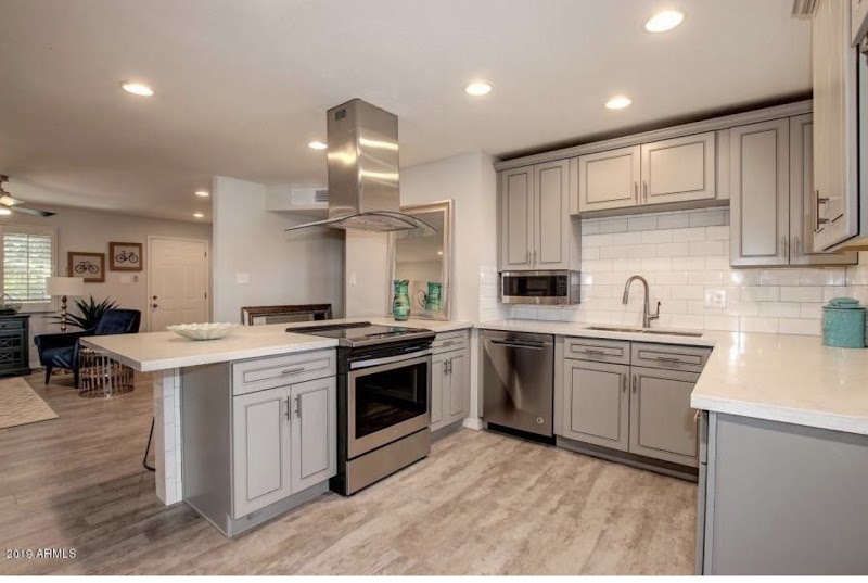 Stepping Stone Sober Living - Photo 1