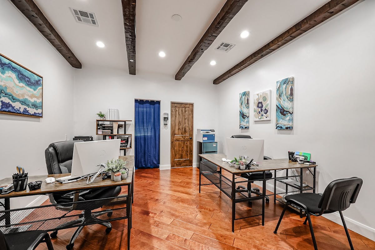 Camelback Recovery - Photo 6