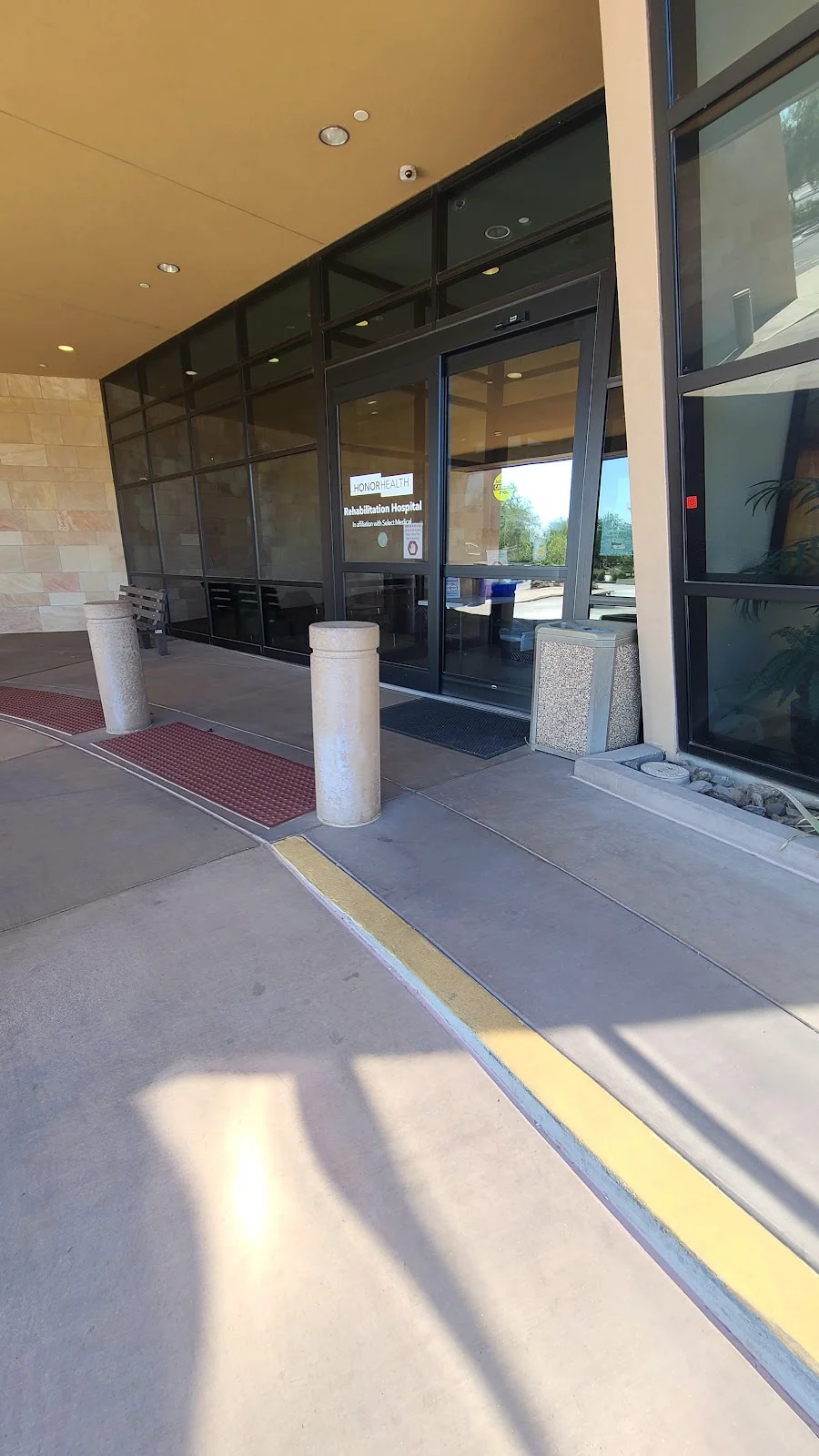 HonorHealth Rehabilitation Hospital - Photo 5